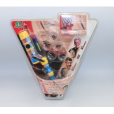 WWE Penna Flashlight Originale Giochi Preziosi con 6 Card Lenticolari – John Cena Rey Mysterio Triple H Vintage Sigillata