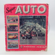 Super auto Album Panini con 8 figurine mancanti 