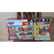 Cars Garage Pit 2 Crew con auto Mattel sigillato raro 