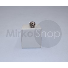 Pandora charm V con zirconi 